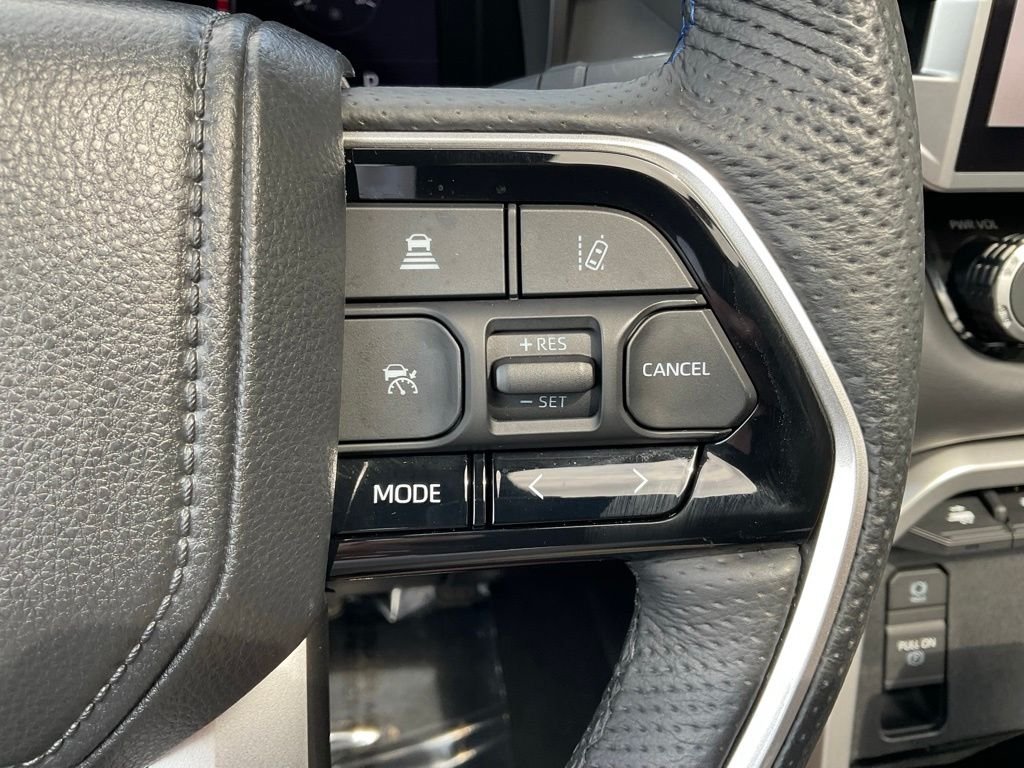 Used 2025 Black Toyota Platinum image 13