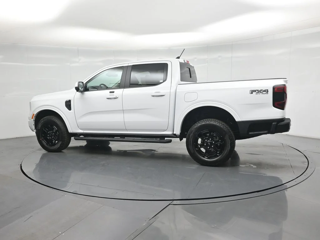 New 2026 Oxford White Ford Lariat image 5