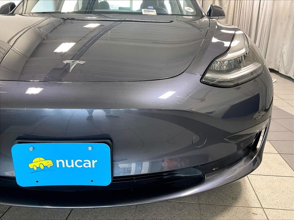 Used 2018 Gray Tesla Long Range image 32