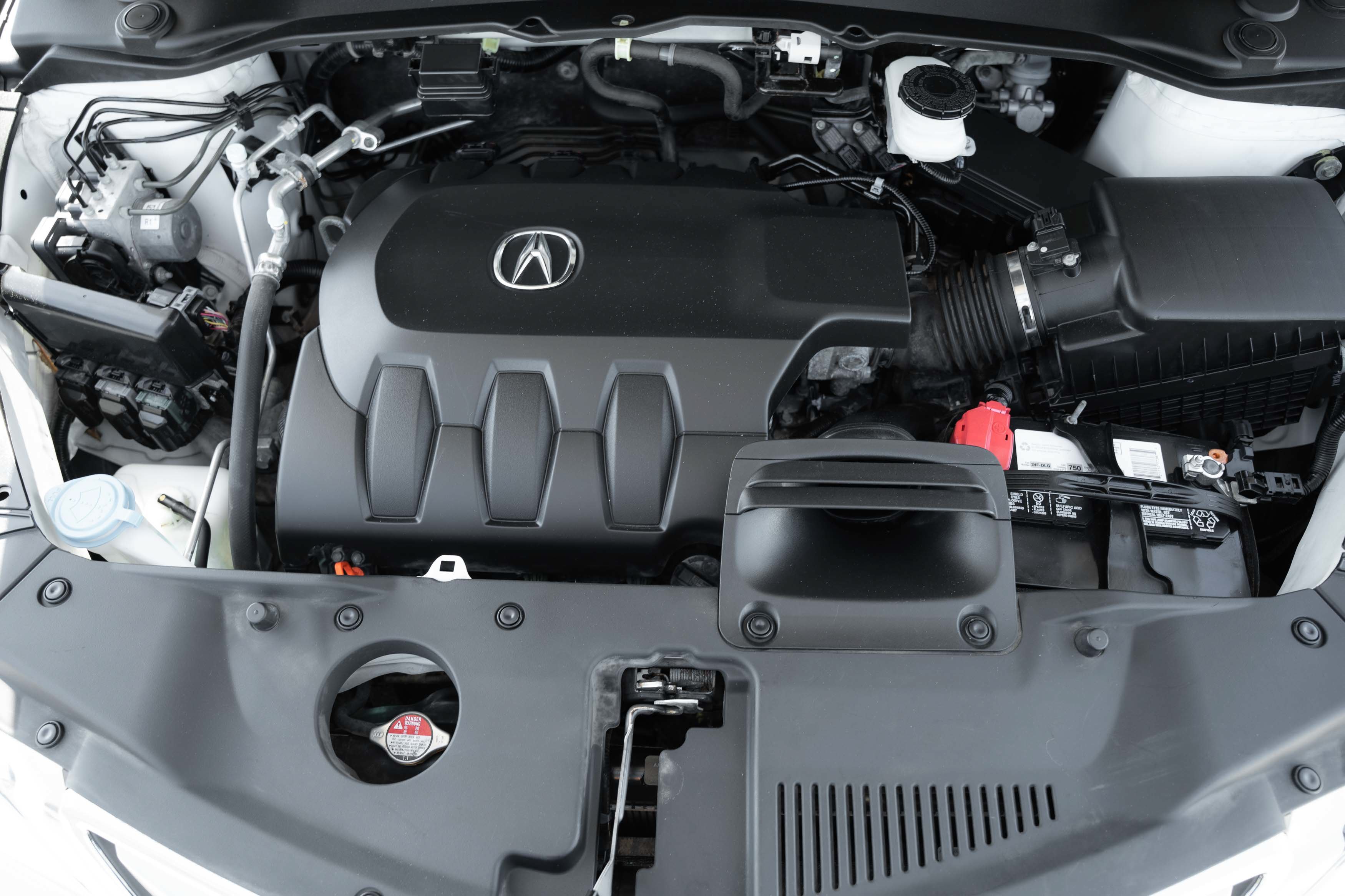 Used 2018 White Diamond Pearl Acura w/Technology Pkg image 27