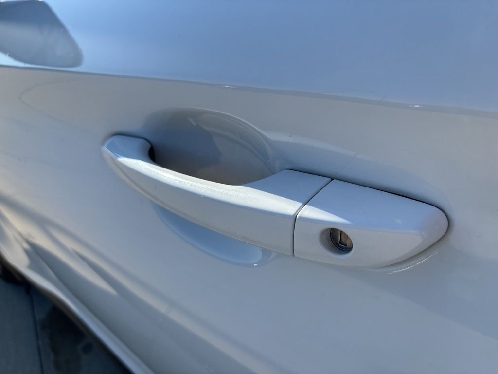 2020 Hyundai Kona SE - Photo 14