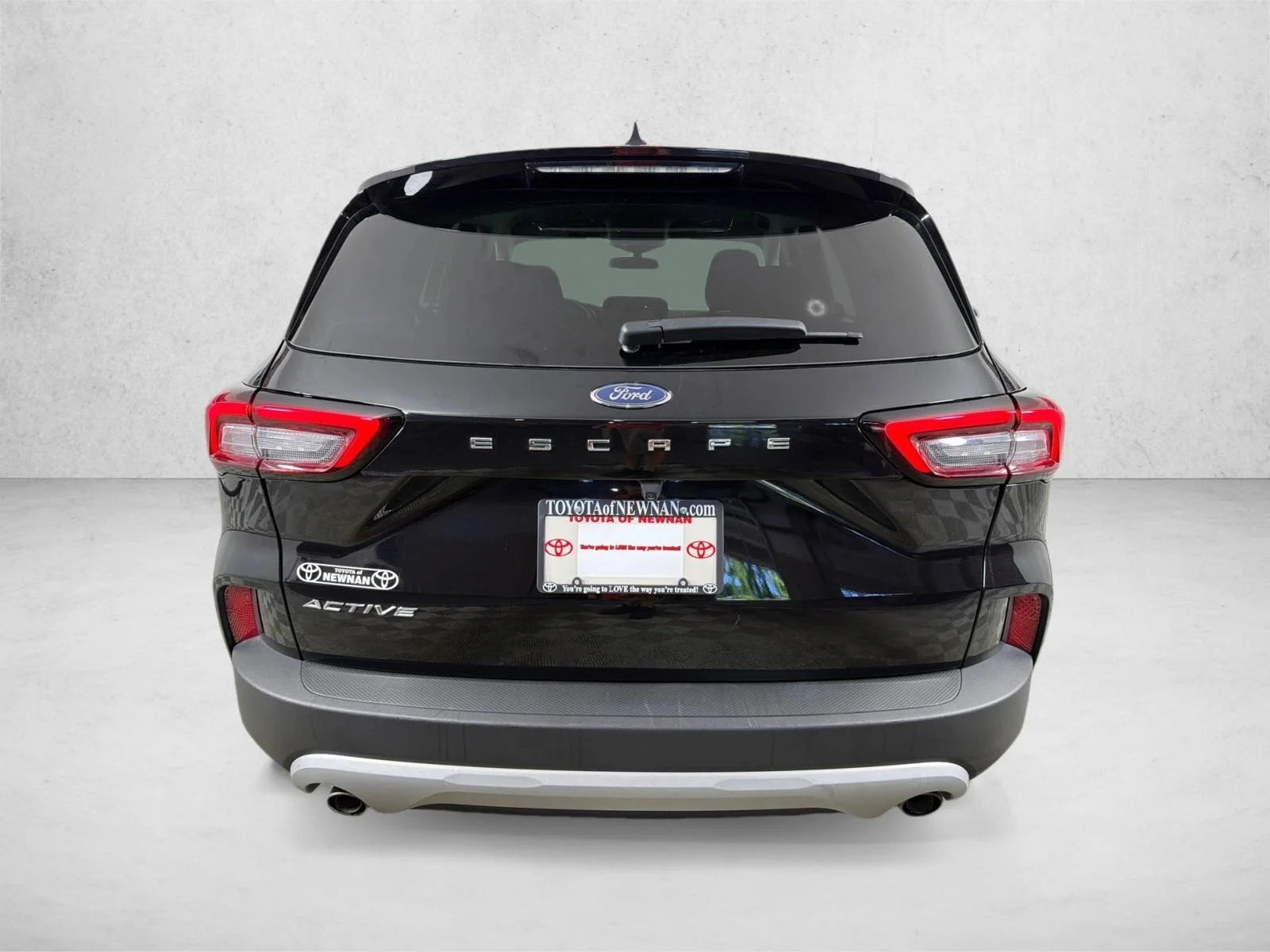 Used 2025 White Ford Active image 4