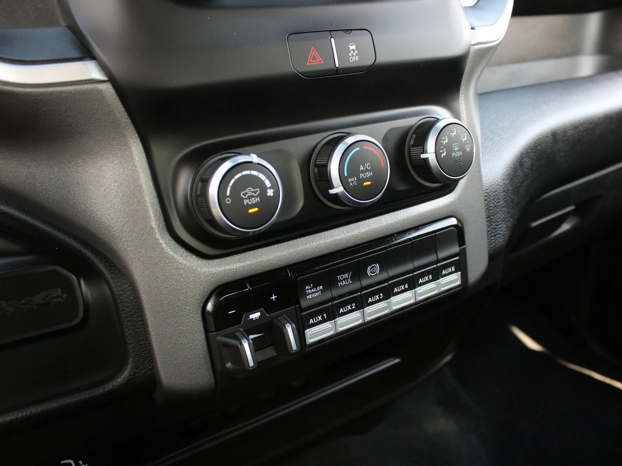Certified Used 2023 White RAM Big Horn*No Accidents | Long Box | Backup Camera | Remote Start | Rear Air Suspension | Diesel image 25