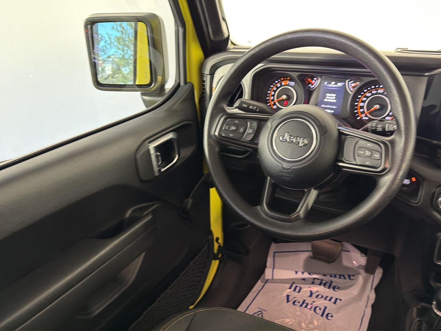 Used 2024 High Velocity Clearcoat Jeep Sport image 16