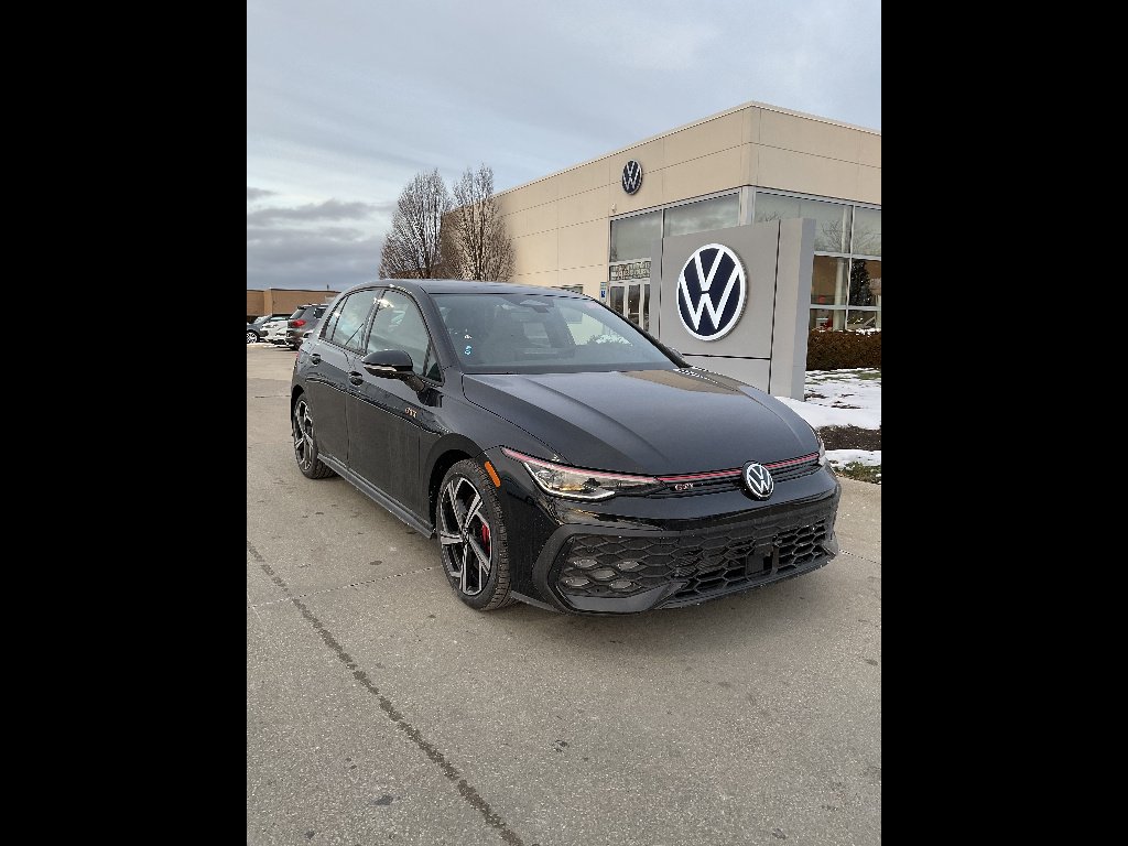 2026 Volkswagen Golf GTI 2.0T SE 4-door DSG's photo