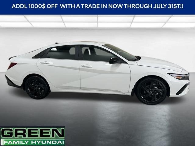 New 2026 White Hyundai SEL Sport image 9