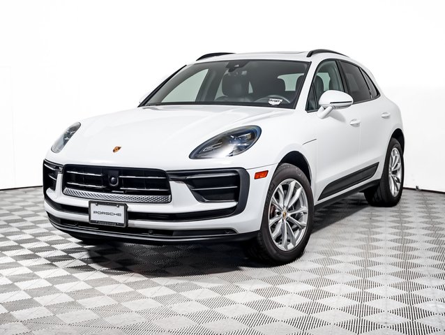 2023 Porsche Macan 