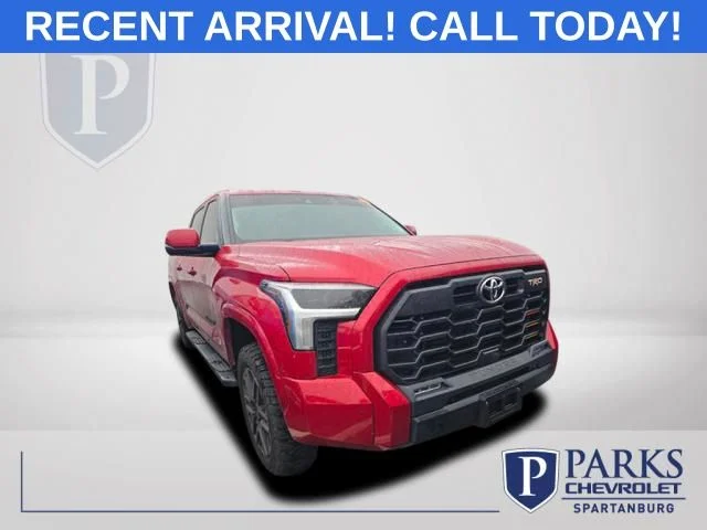 2022 Toyota Tundra SR5 3.4L 4WD CrewMax 5.5' Bed's photo