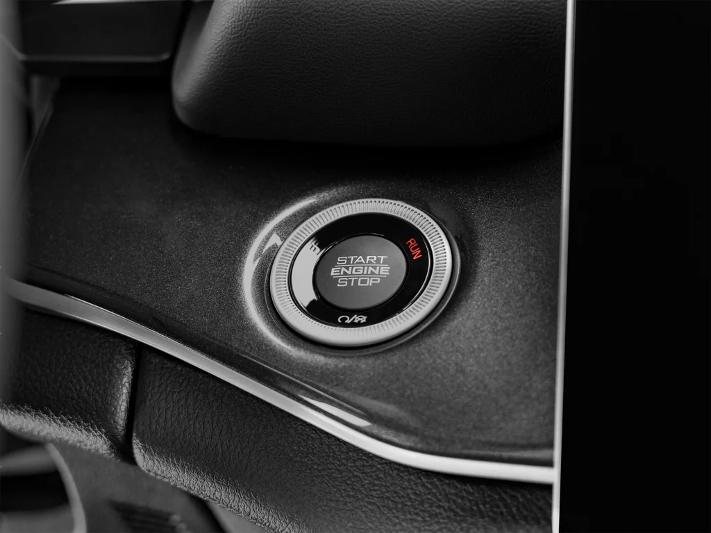 Used 2022 Gray Jeep Limited image 57