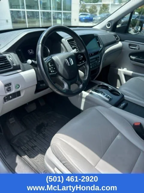 Used 2021 Lunar Silver Metallic Honda Special Edition image 3