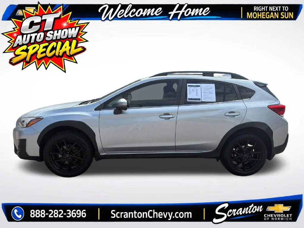 Used 2018 Silver Subaru 2.0i Limited image 33