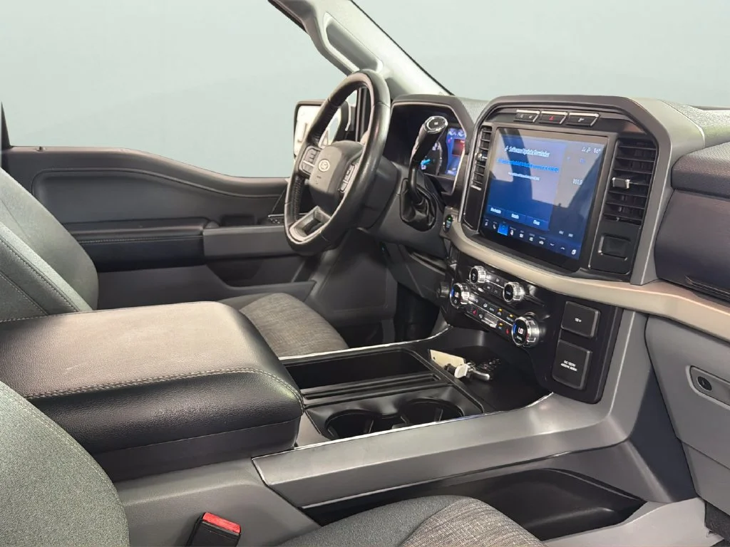 Used 2021 Silver Ford XLT image 35