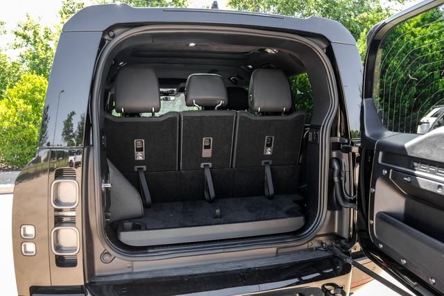 2025 Land Rover Defender V8 - Photo 74