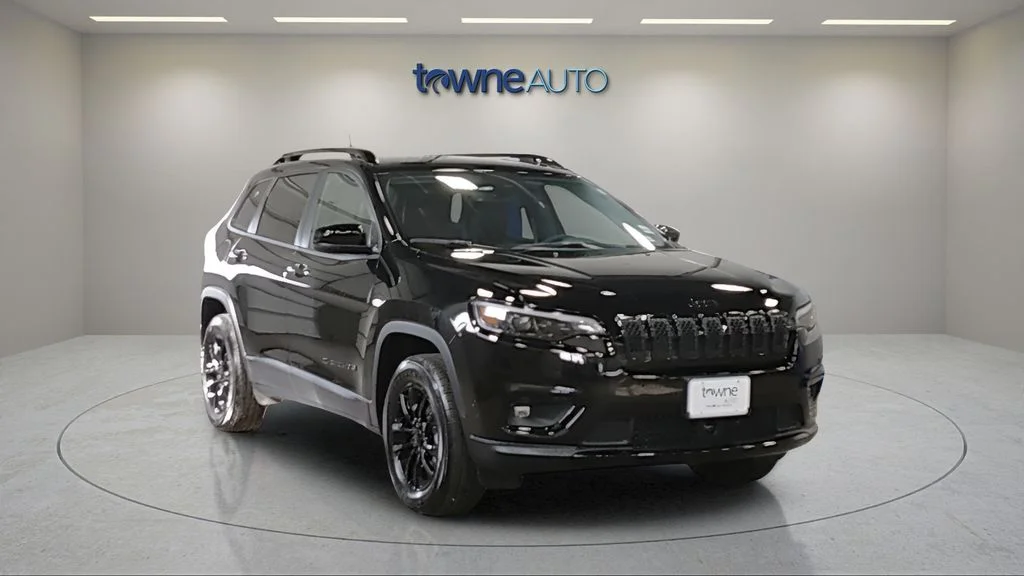 Used 2023 Black Jeep Altitude image 2