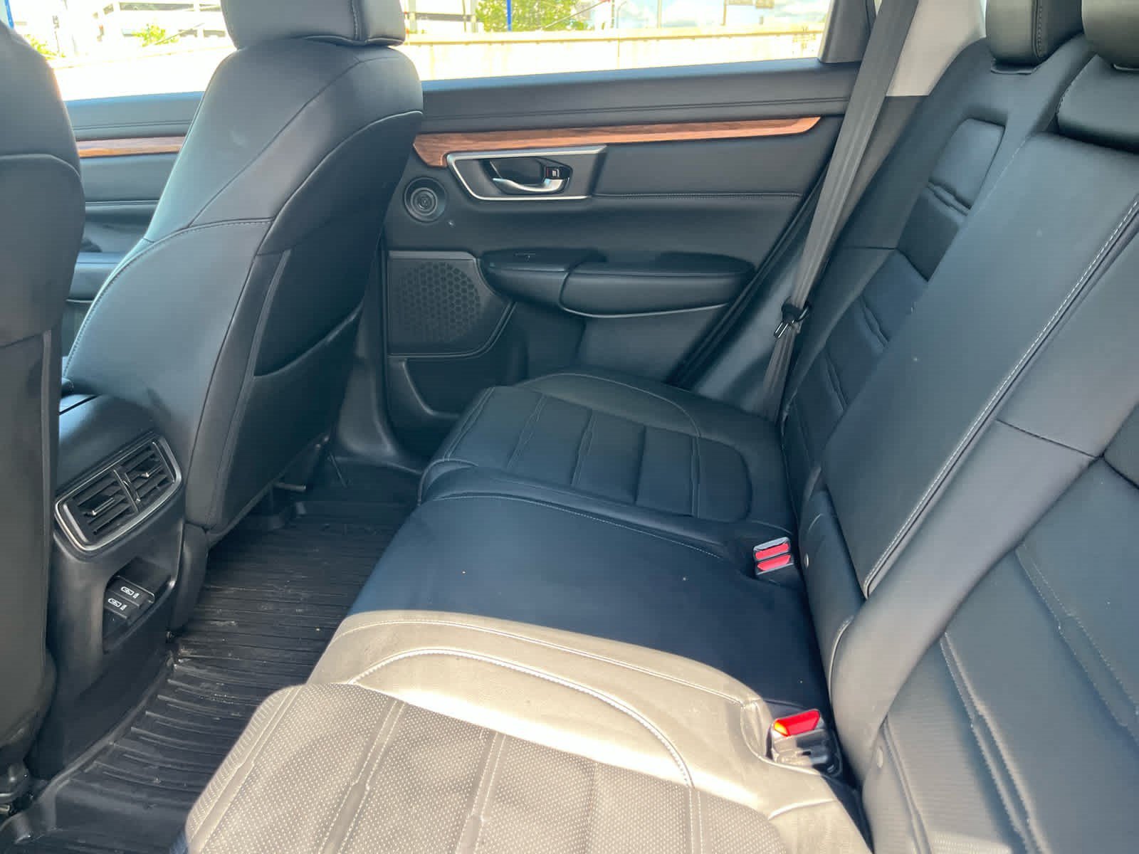 Used 2020 Crystal Black Pearl Honda Touring image 9