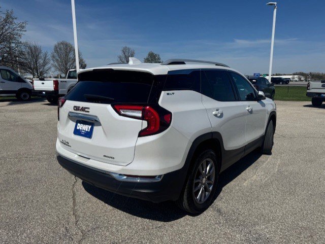 Used 2024 White Frost Tri-Coat GMC SLT image 7