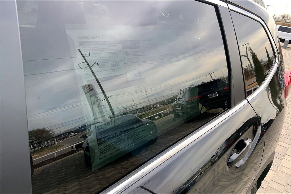 2026 Subaru Ascent Limited - Photo 14