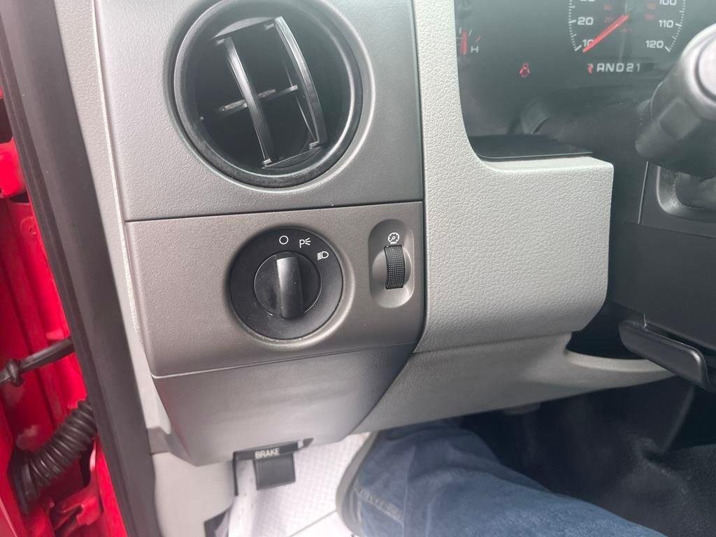 2007 Ford F-150 XL - Photo 13