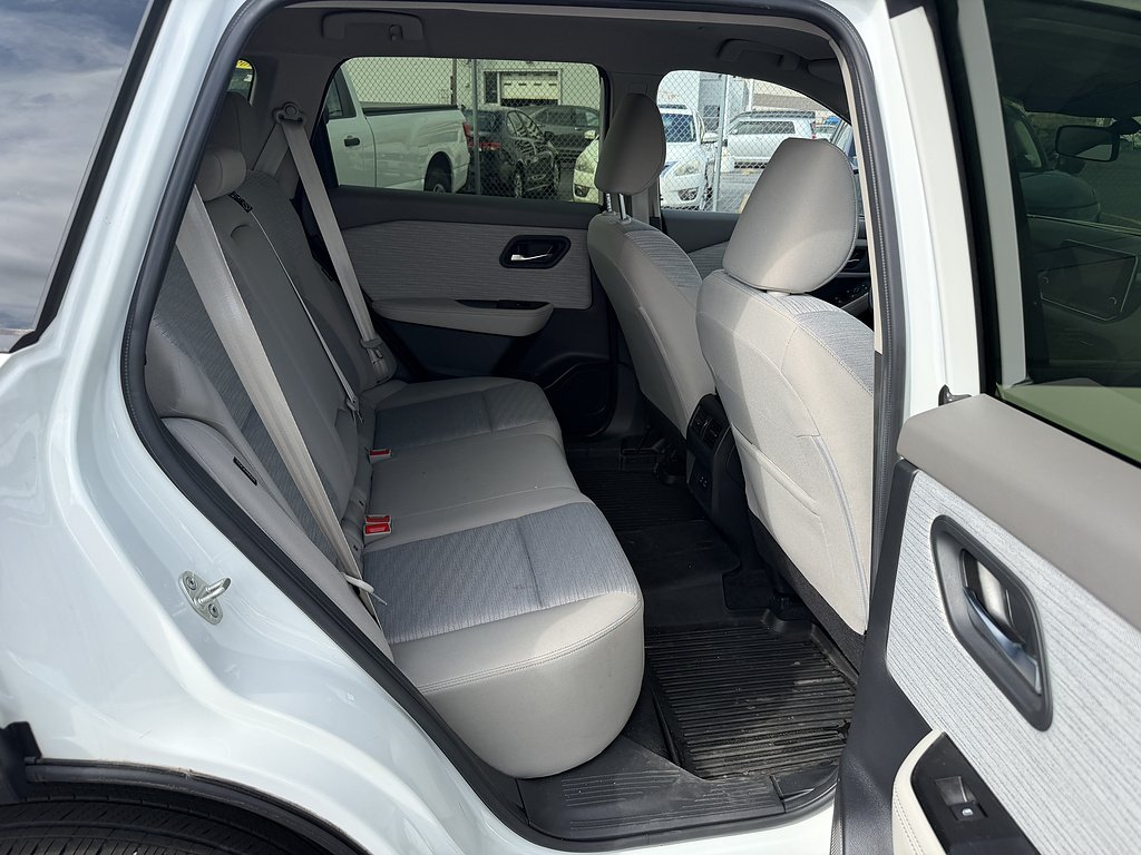 Used 2023 Pearl White TriCoat Nissan SV image 12