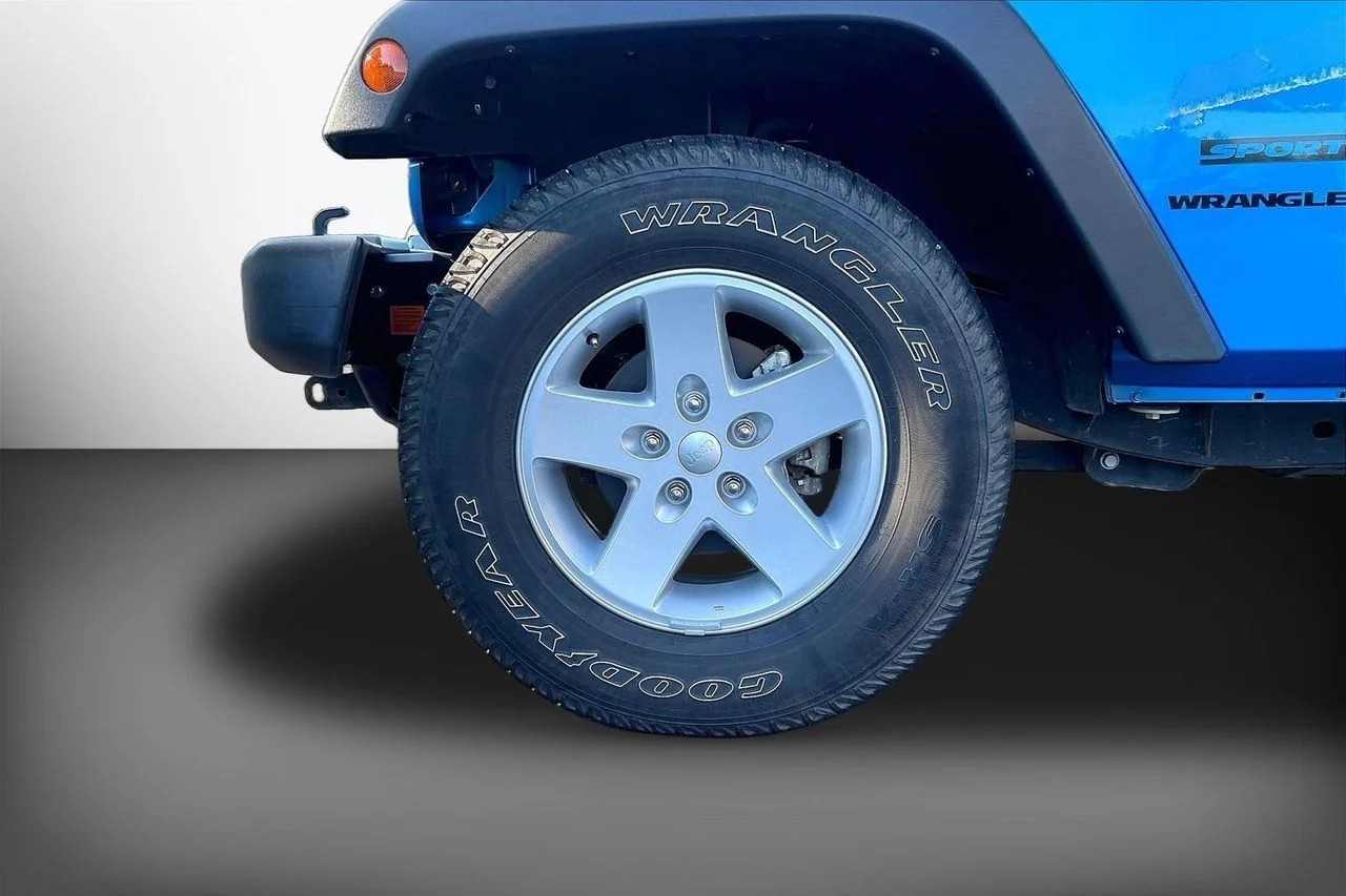 Certified Used 2016 Blue Jeep Sport image 29