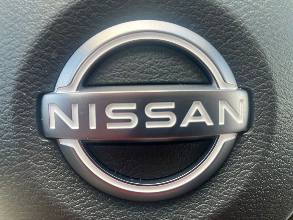 Used 2025 Red Nissan 2.5 SV image 15