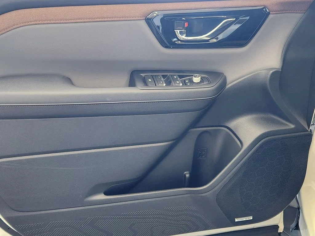 2026 Subaru Forester Sport - Photo 10