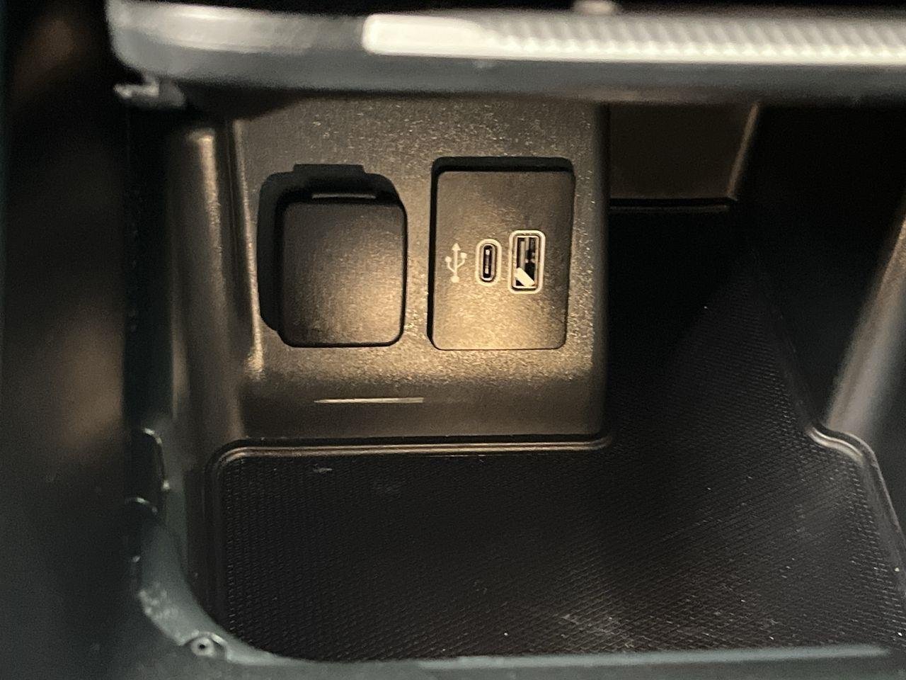 Used 2025 Carbonized Gray Ford ST-Line image 26