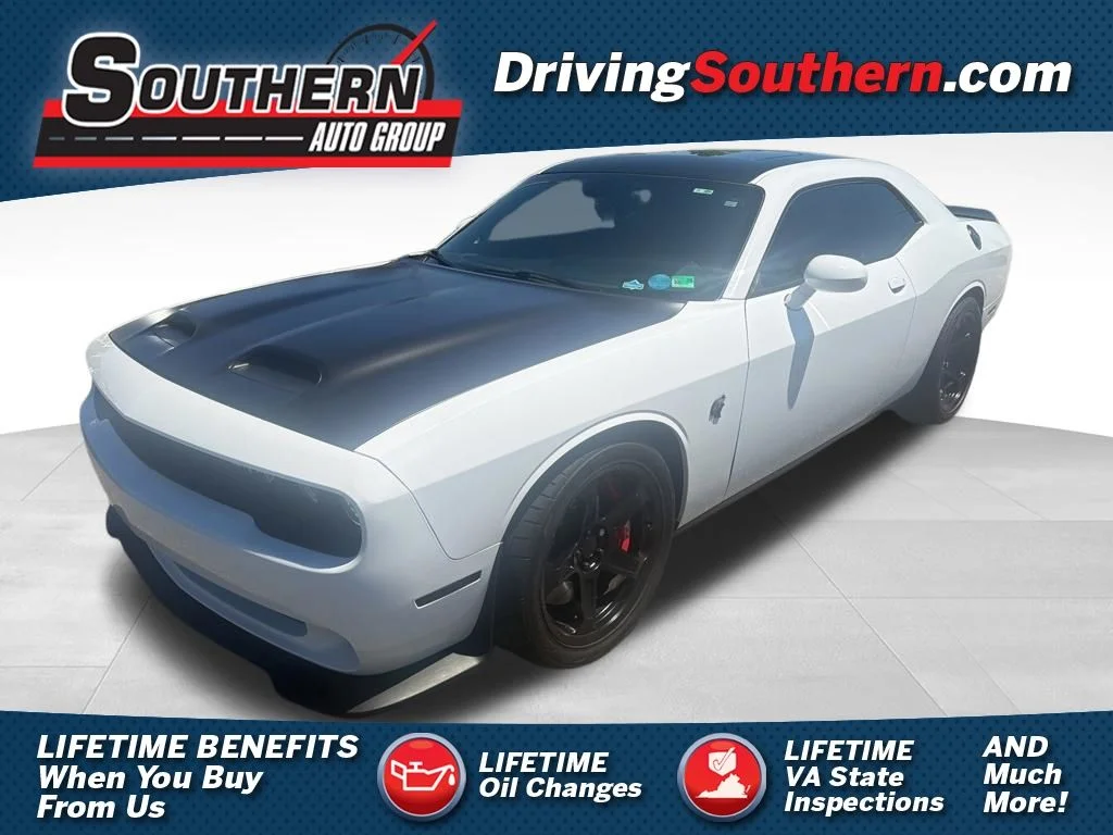 Used 2022 White Dodge SRT Hellcat image 1