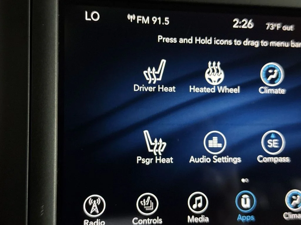 Used 2020 Crystal Metallic Chrysler Touring L image 30