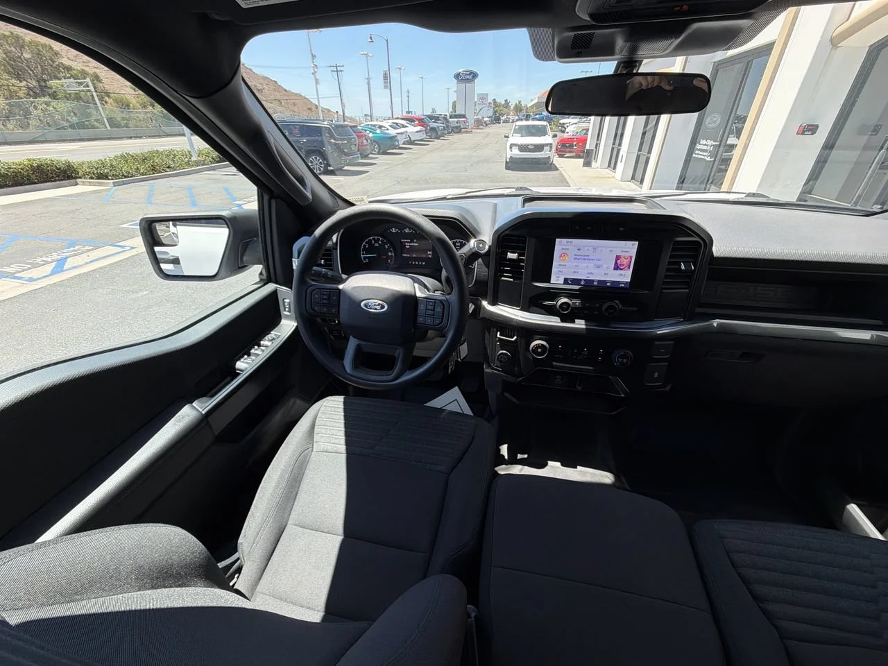 Used 2023 OXFORD WHITE Ford XL image 7