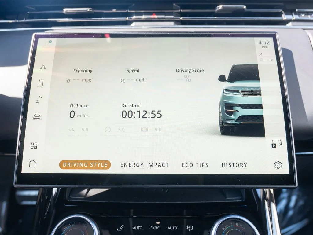 Certified Used 2023 Gray Land Rover SE Dynamic image 27