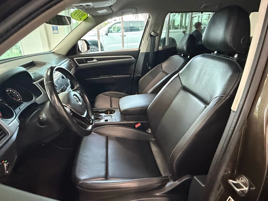 Used 2019 Brown Volkswagen 3.6L V6 SE image 9