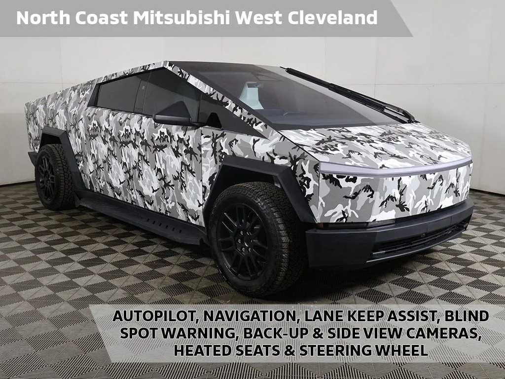 2024 Tesla Cybertruck All-Wheel Drive's photo