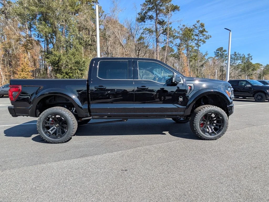 New 2026 Agate Black Metallic Ford XLT image 3