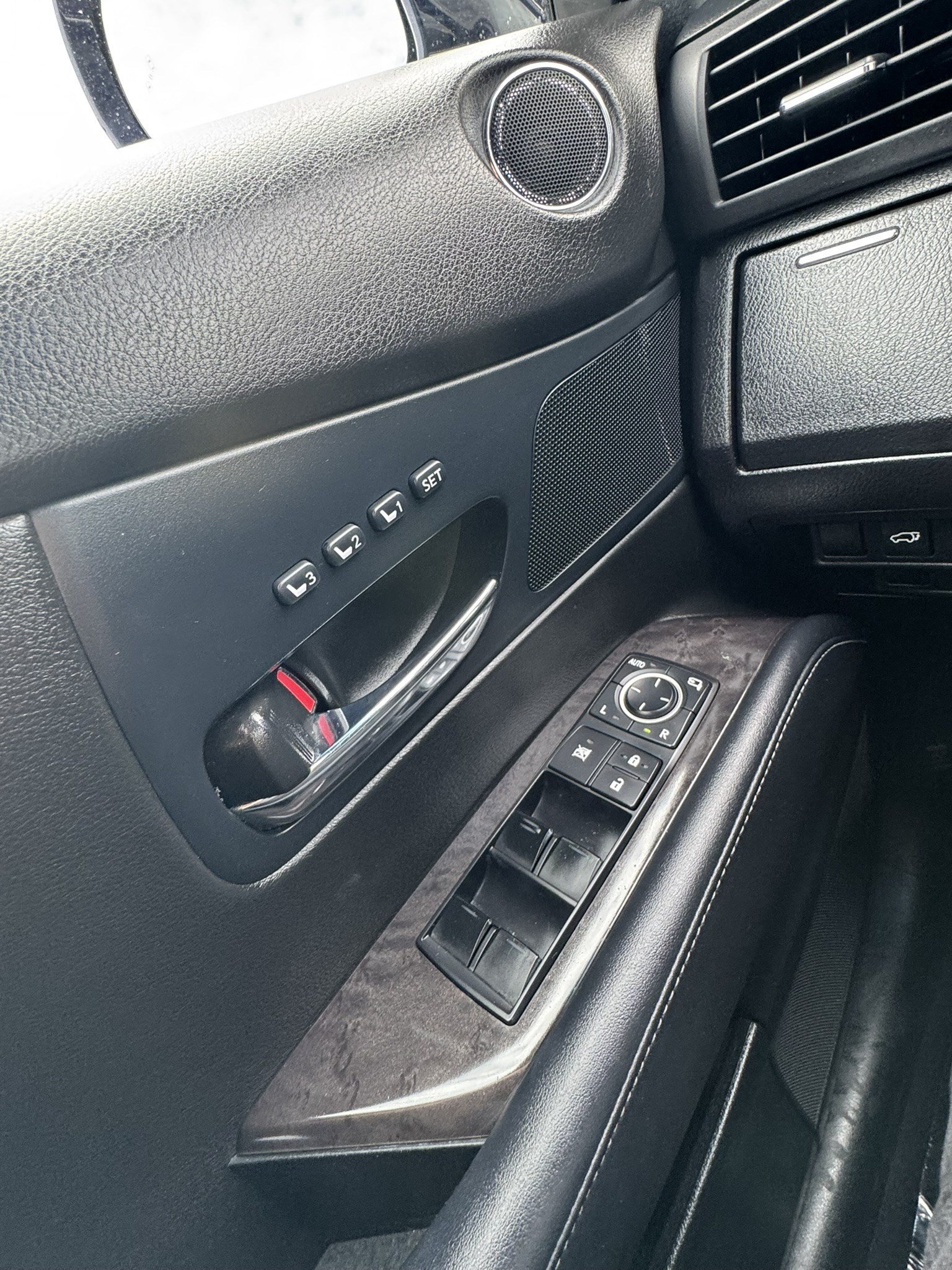 Used 2015 Deep Sea Mica Lexus 350 F Sport image 12