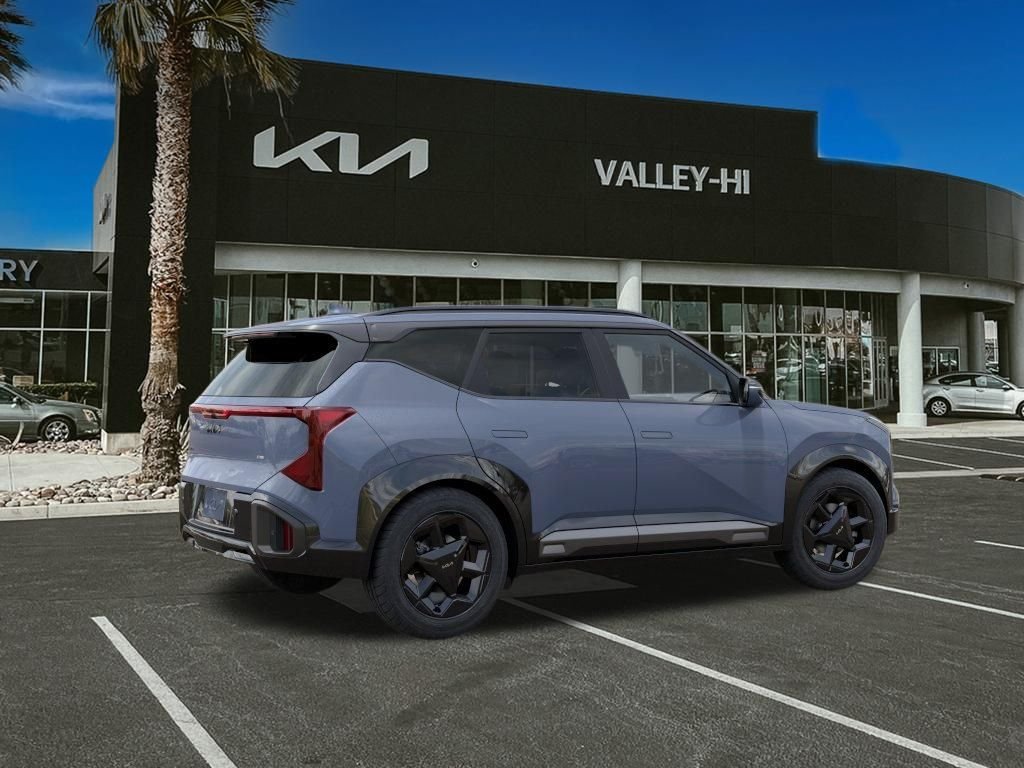 New 2027 Pale Gray Kia X-Line S image 6