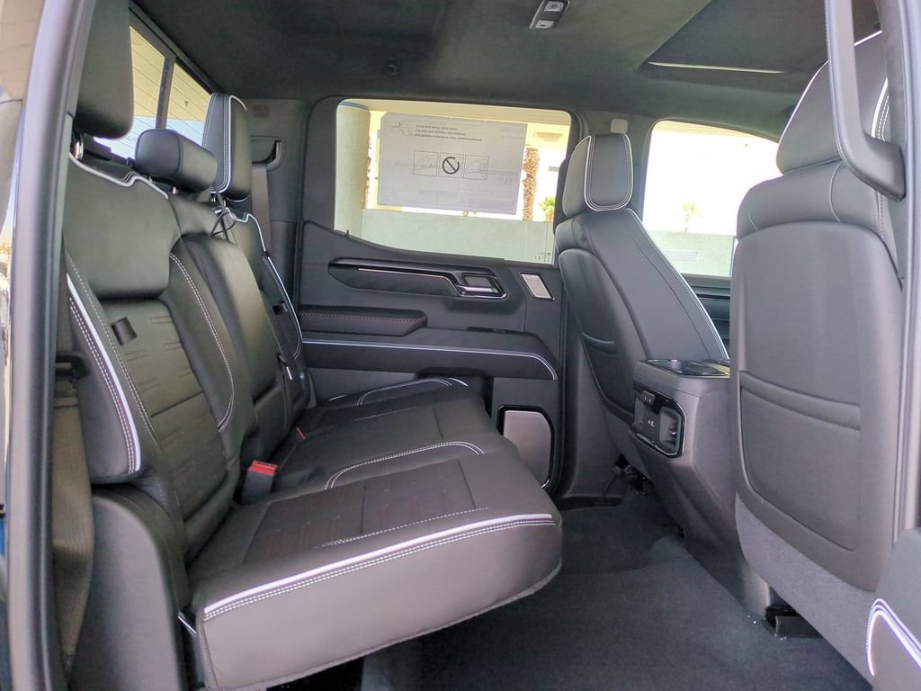 New 2026 Onyx Black GMC AT4X image 31