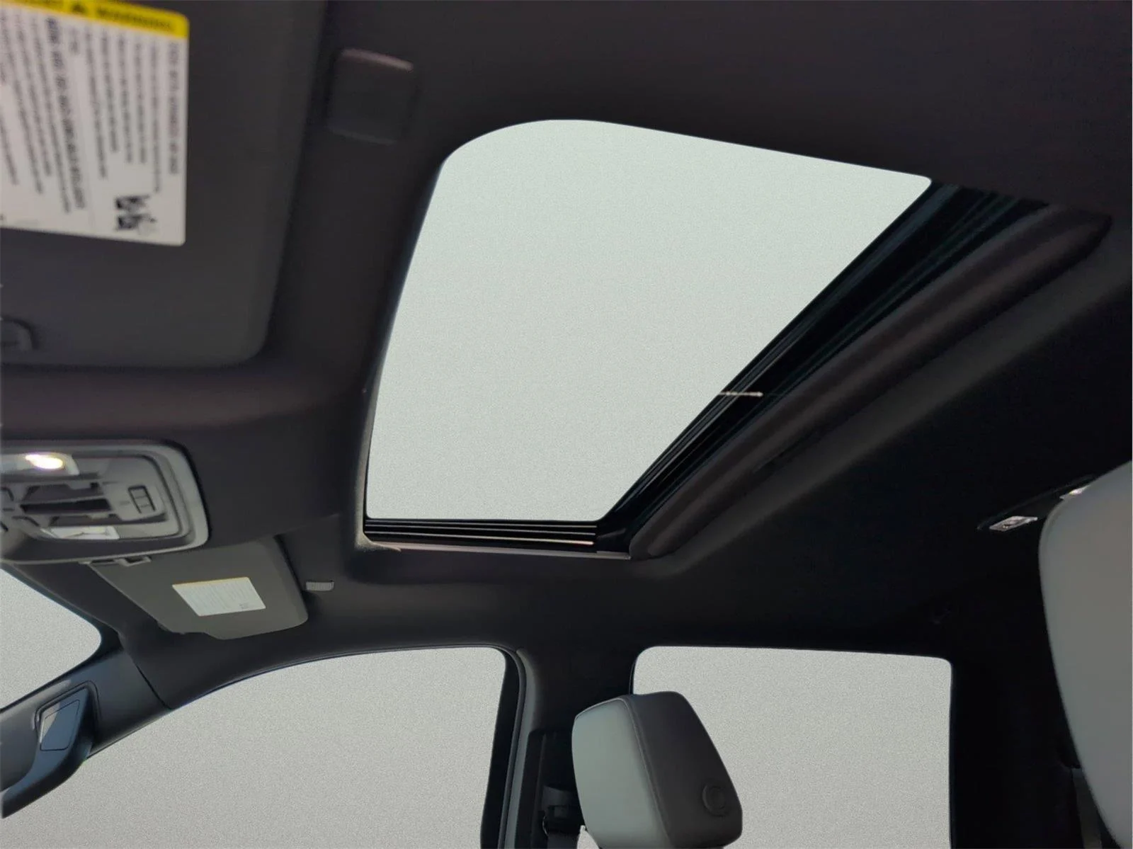 New 2026 Summit White GMC SLT image 30