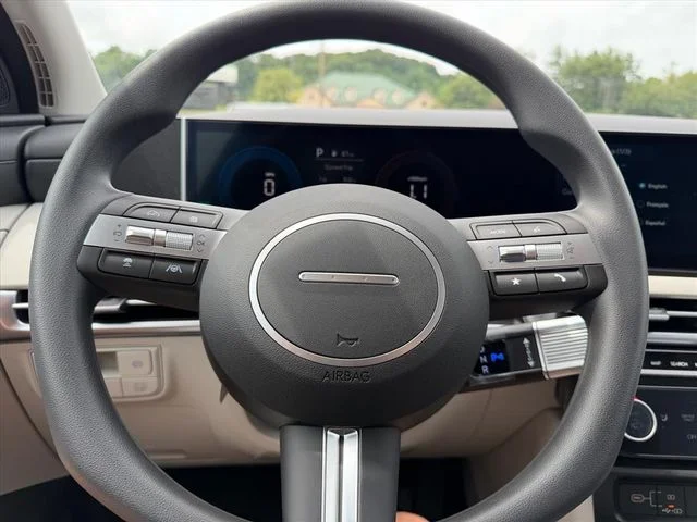 Used 2026 White Hyundai SEL image 11