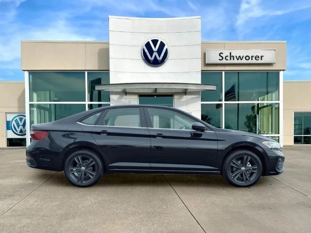 3VW7M7BU9NM000298