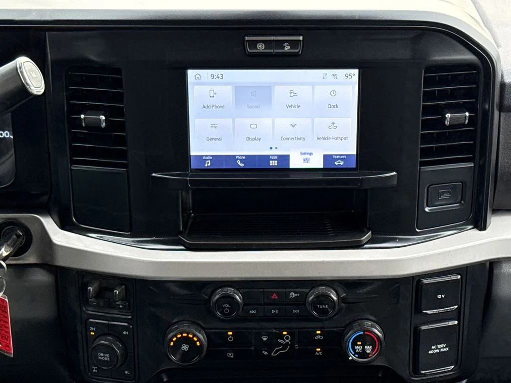 Used 2025 White Ford XLT image 11