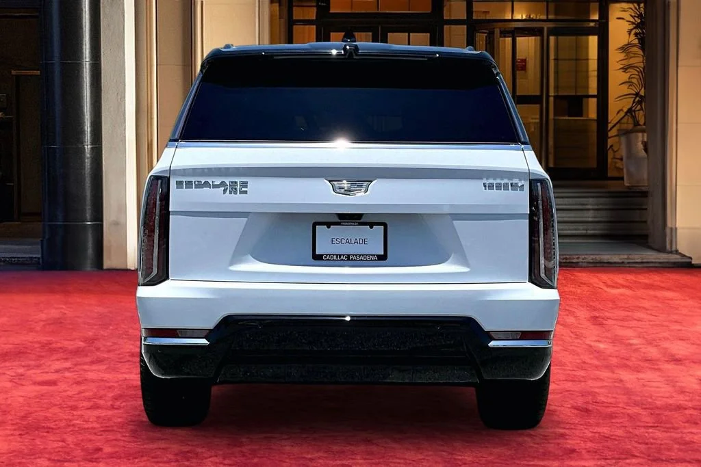 New 2026 Vibrant White Tricoat Cadillac Luxury image 5