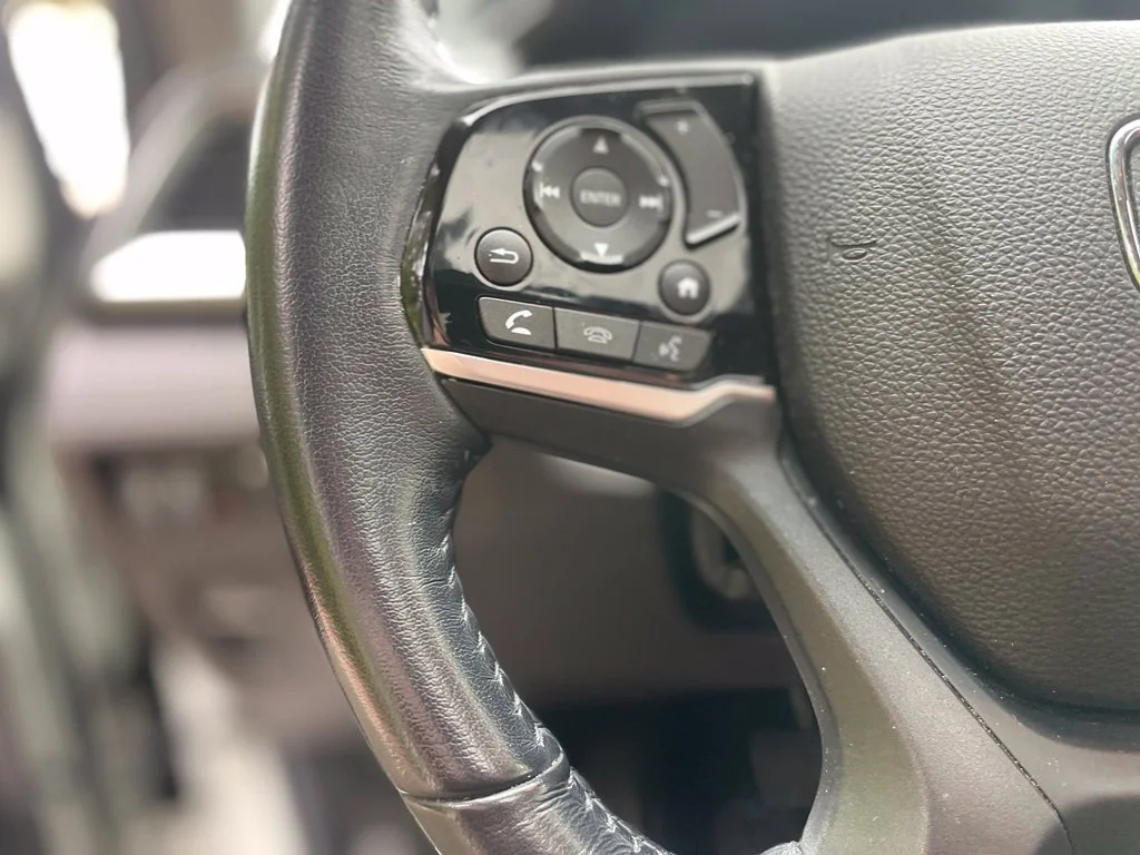 Used 2019  Honda EX-L image 9