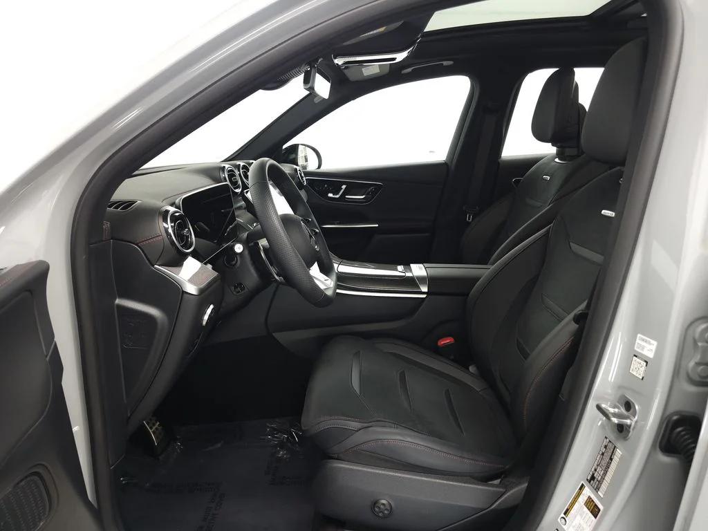 Used 2026  Mercedes-Benz GLC 43 AMG® image 7