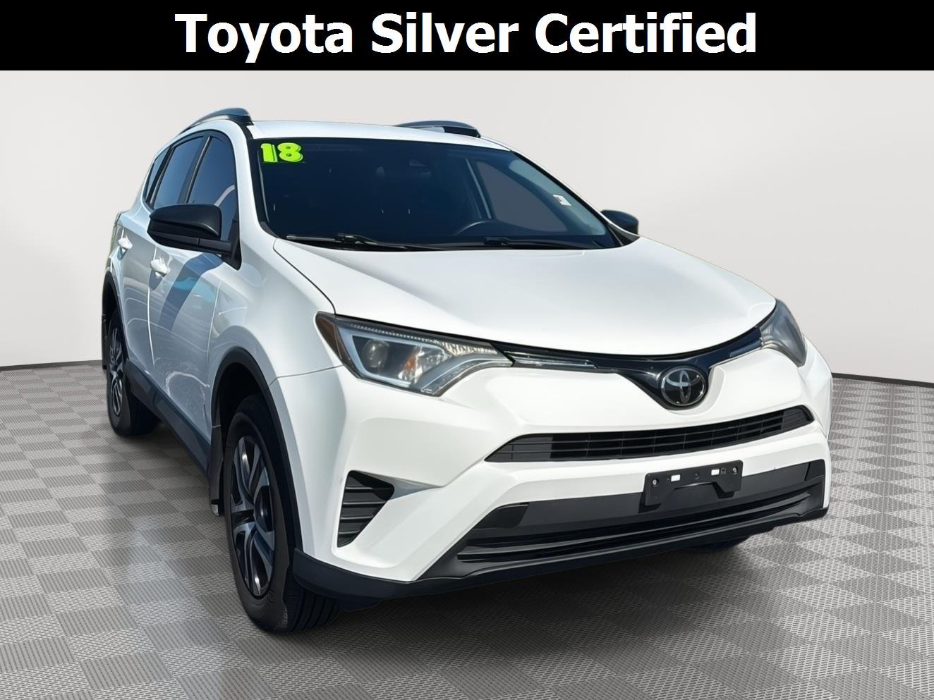 Used 2018 Super White Toyota LE image 1