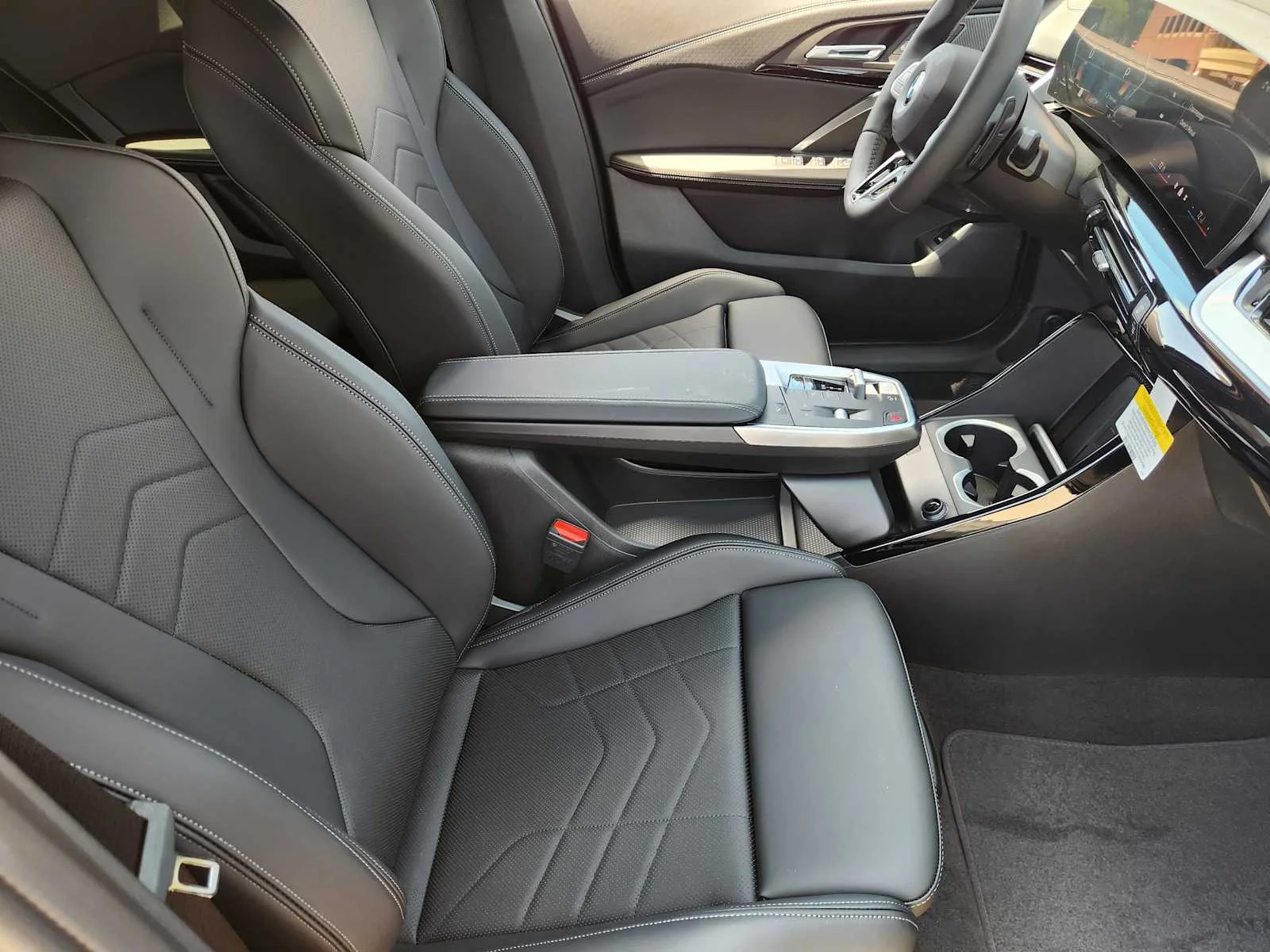 New 2026 Black Sapphire Metallic BMW xDrive28i image 5
