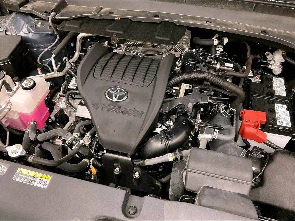 Used 2024 White Toyota XLE image 40