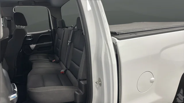 Used 2015 Summit White Chevrolet LT image 22