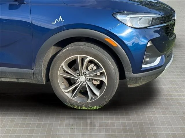 Used 2023 Blue Buick Select image 10