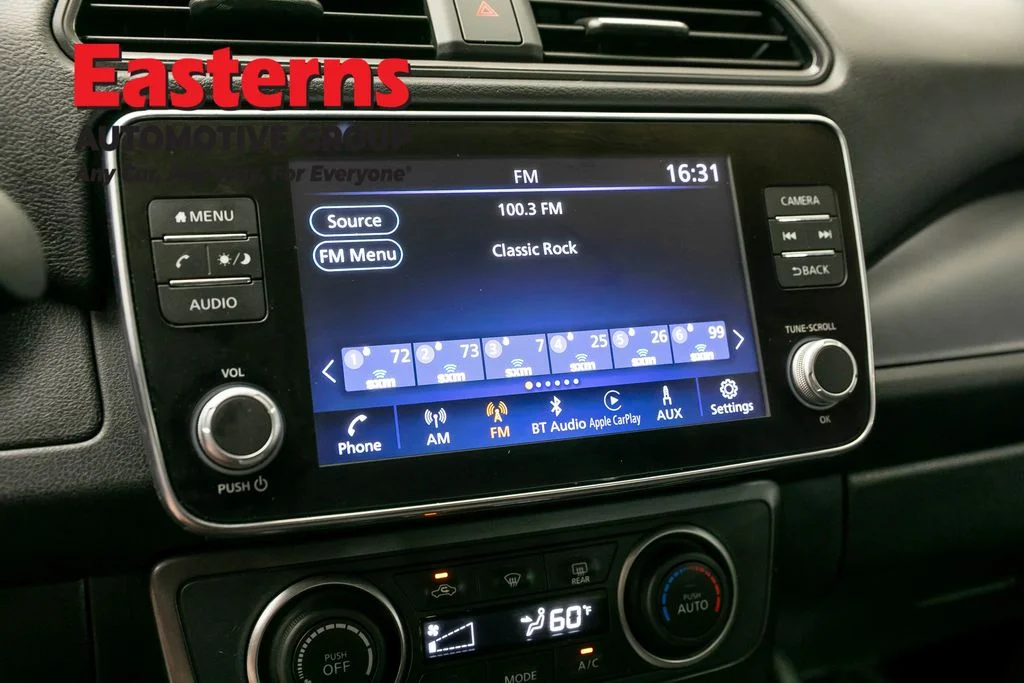 Used 2023 White Nissan S image 11